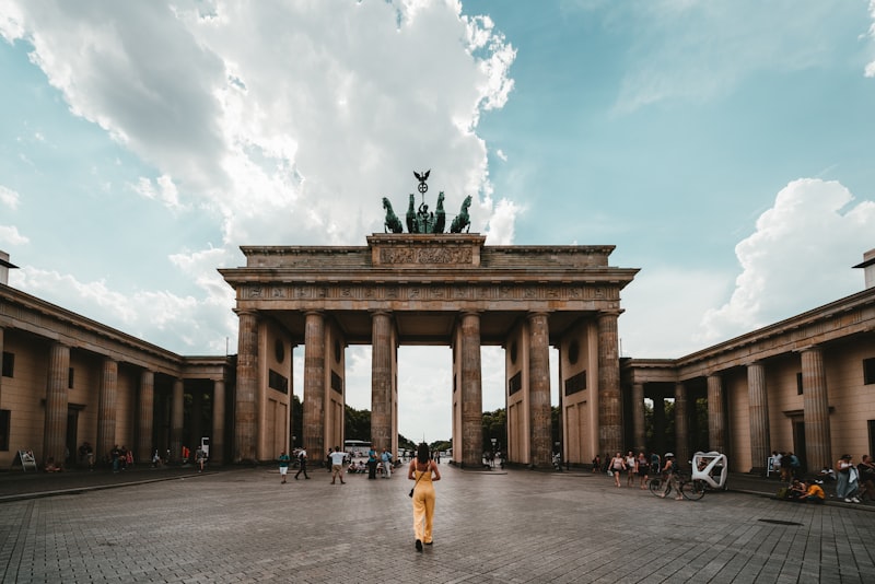 Zurich Escort Guide: Exclusive Companions in Switzerland's Financial Hub